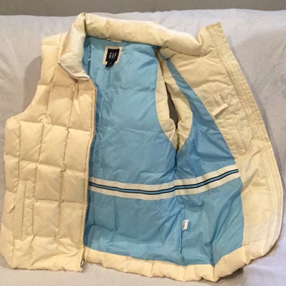 GAP Vest - Picture 4 of 8
